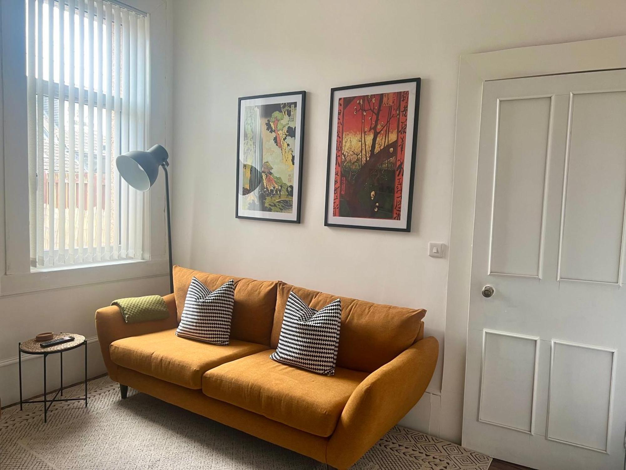 Spacious 3 Bedroom Home In Glasgow - Free Parking Extérieur photo