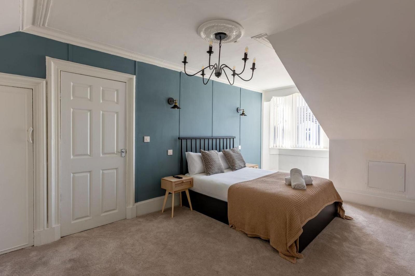 Spacious 3 Bedroom Home In Glasgow - Free Parking Extérieur photo